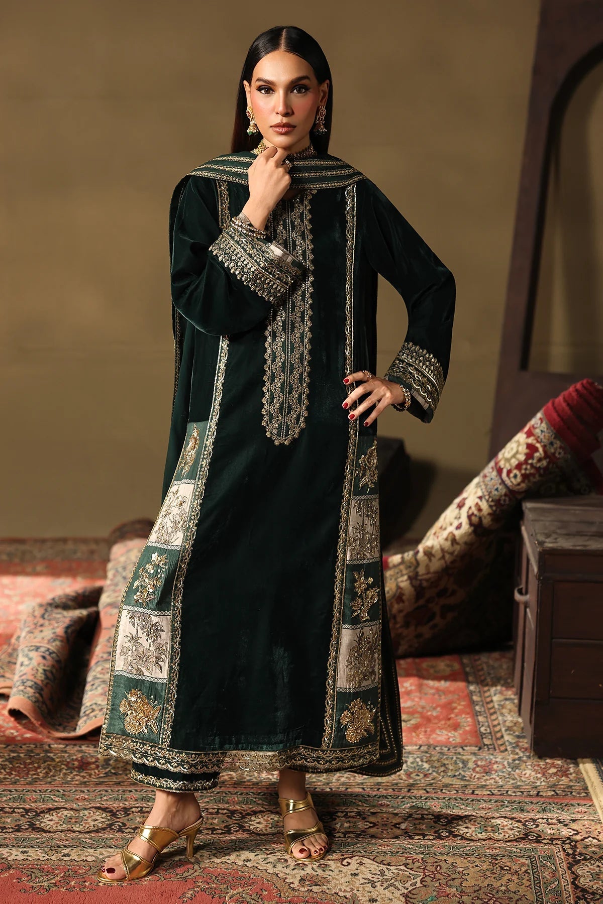 Charizma Signora  Premium Velvet Collection | RTW