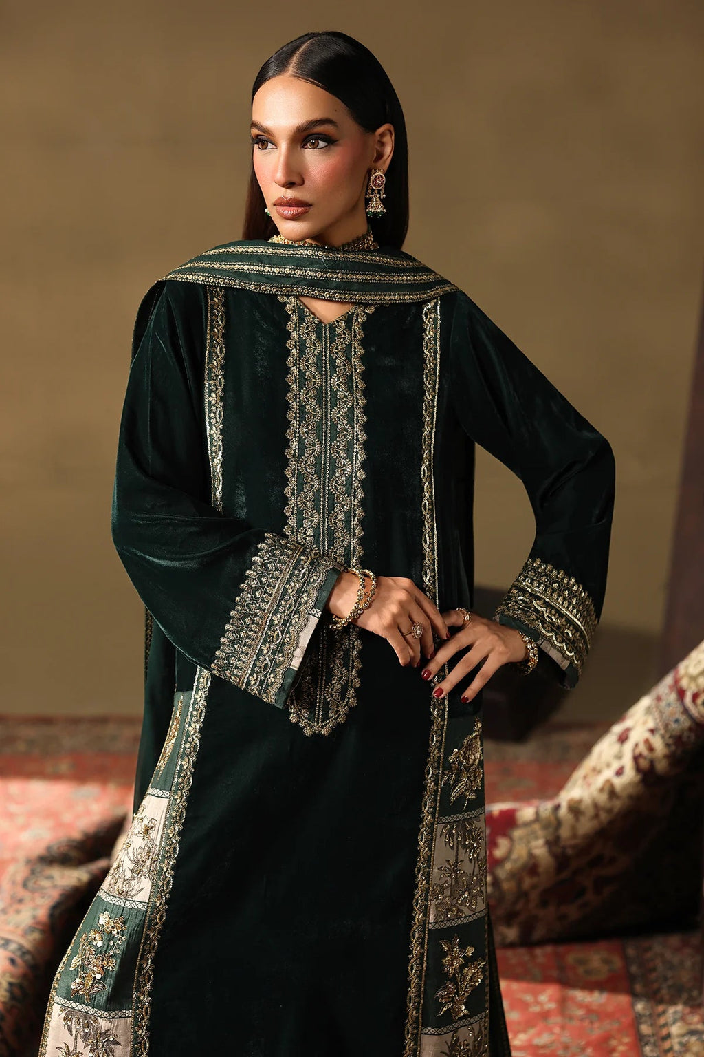 Charizma Signora  Premium Velvet Collection | RTW