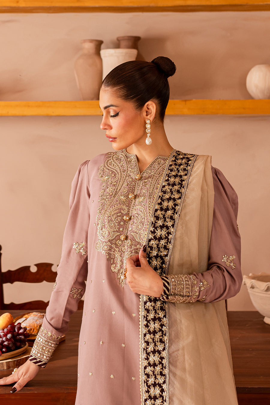 3 Piece Stitched Raw Silk Drees
