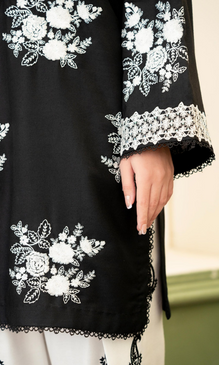 Embroidered Summer Lawn 3-Piece Suit | Ready To Wear