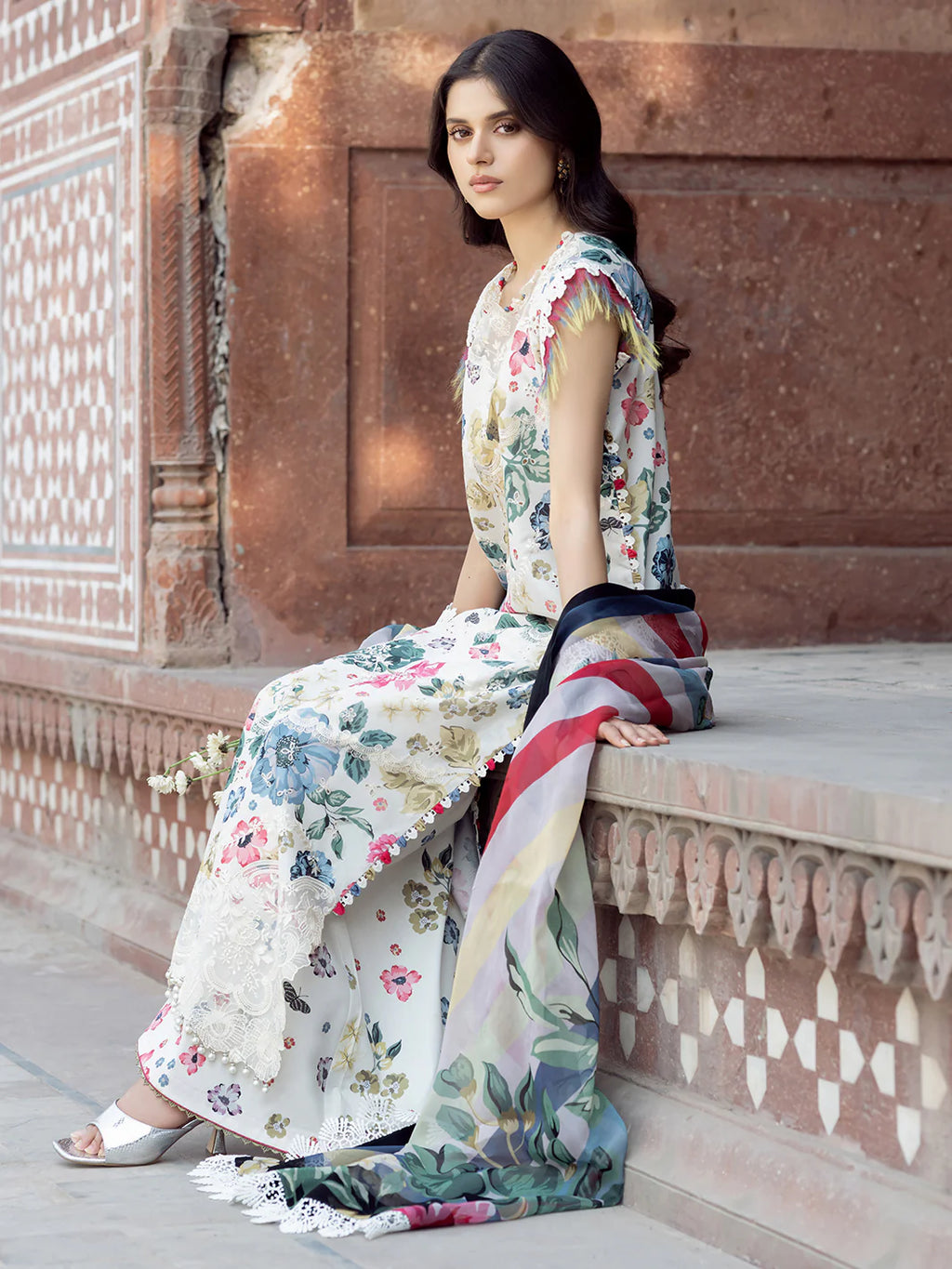 03-Piece Printed Lawn Suit - Ready To Wear