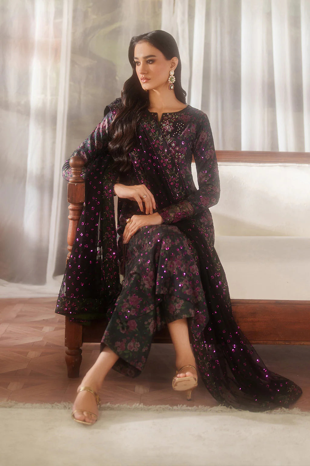 03-Piece Printed Lawn suit - Ready To Wear