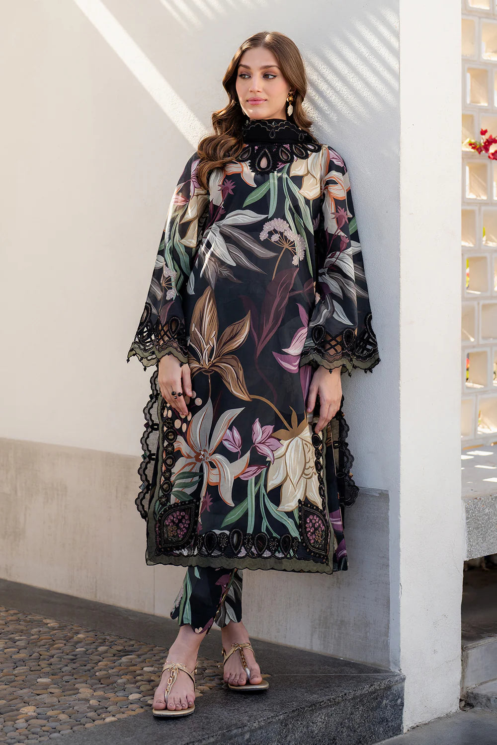 03-Piece Printed Lawn Suit - Ready To Wear