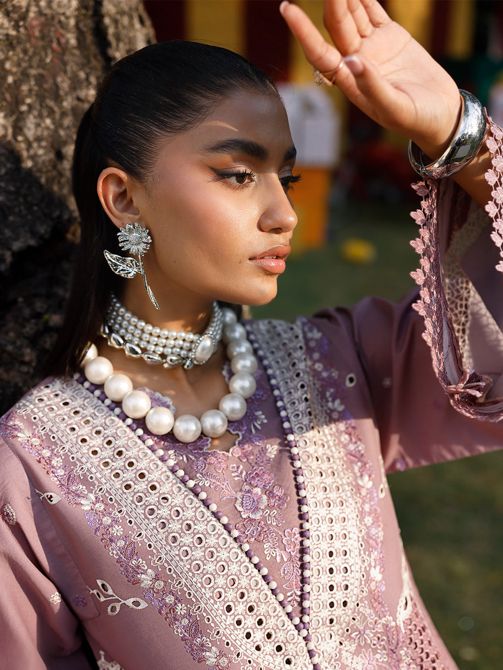 Lilac Heavy Embroidered Lawn Suit with Organza Dupatta | RTW