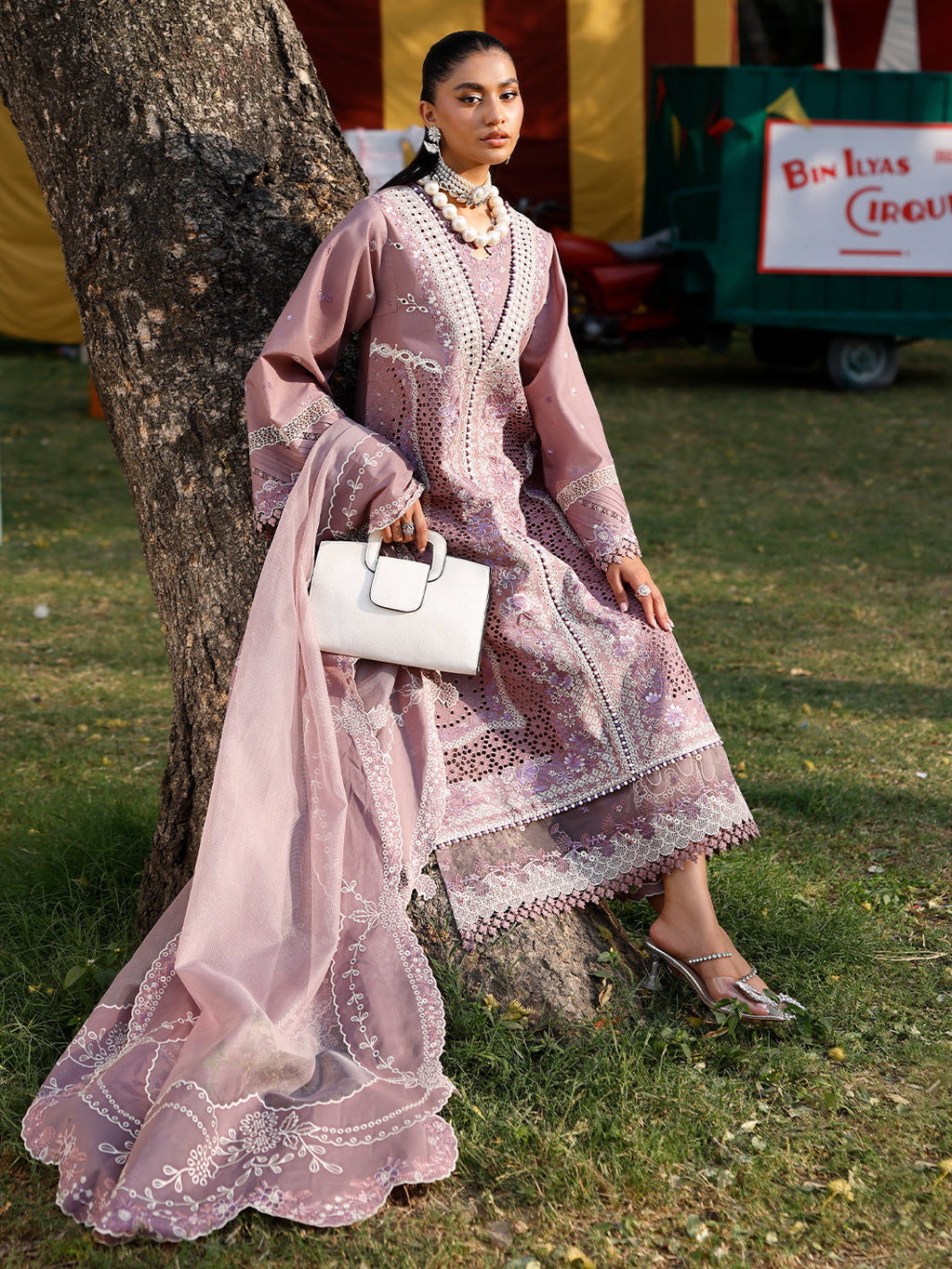 Lilac Heavy Embroidered Lawn Suit with Organza Dupatta | RTW