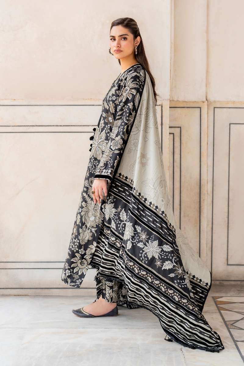 3Pcs Digital Print Summer Lawn Suit Suit Stitched