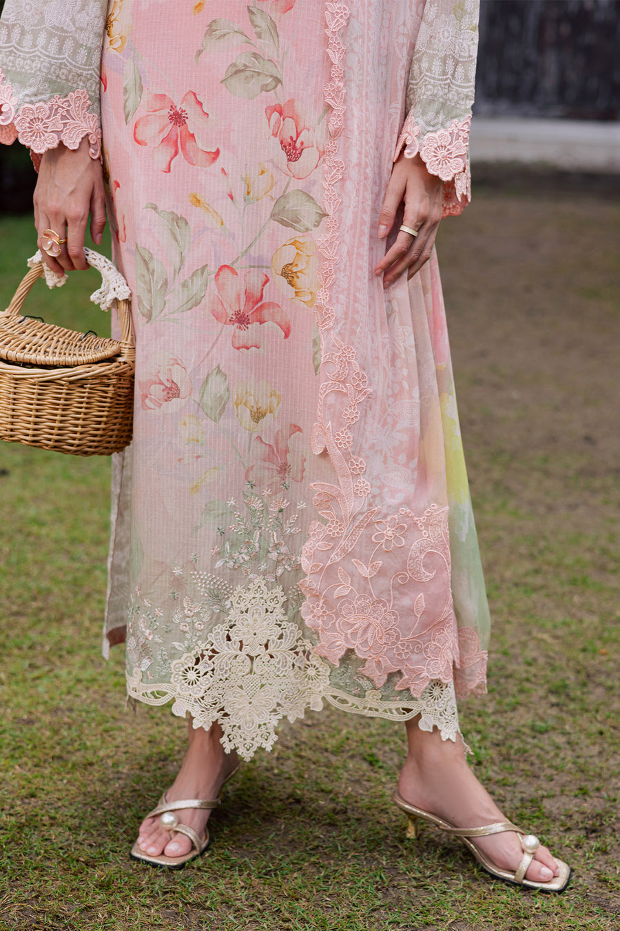 Digital Printed Lawn 2026 | Embroidered Neckline & Daman Patch | Chiffon Dupatta 3-Piece Stitched Suit