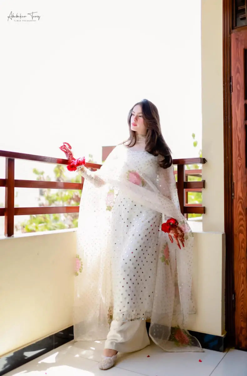 Heavy Embroidered White Chiffon 3-Piece Suit | 9MM Sequin Work with Floral Embroidered Dupatta