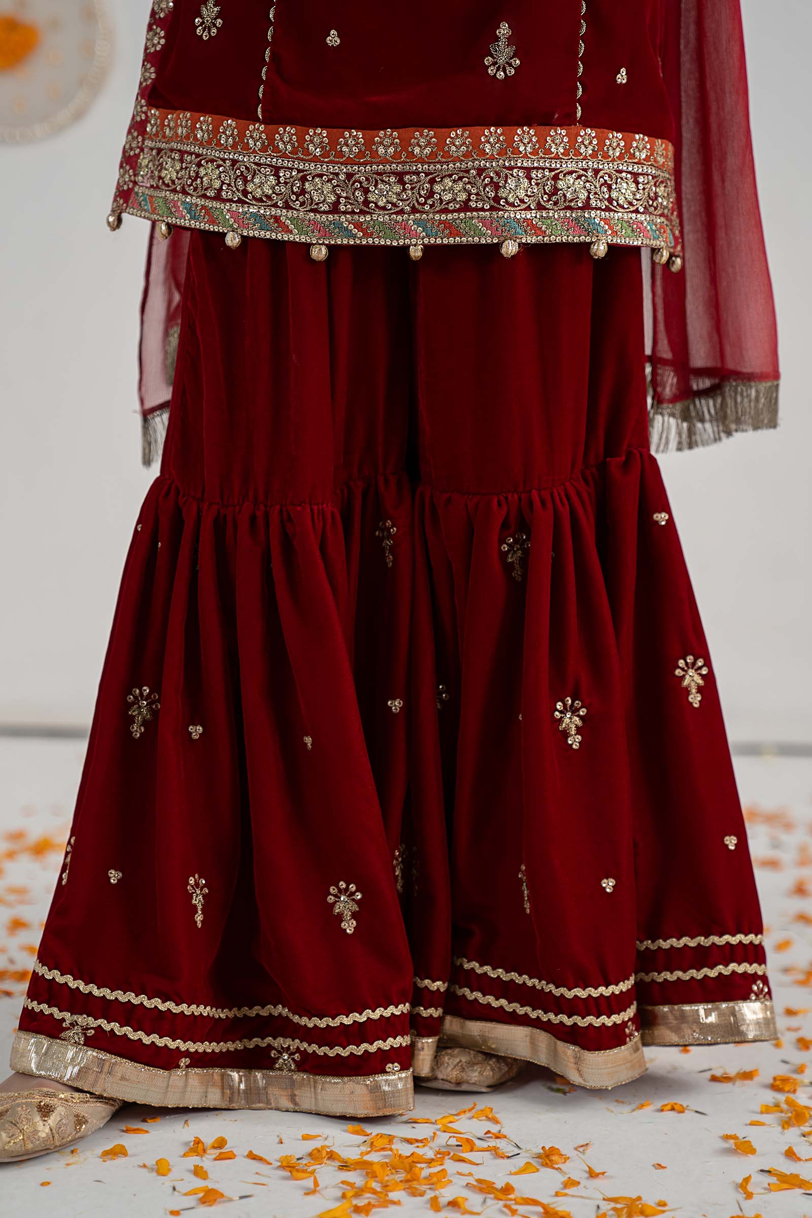 03 Piece Embroidered Chiffon Suit - Ready  To  Wear