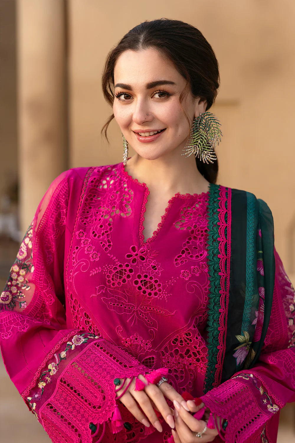 Multi Thread Embroided Suit With Chiffon Dupatta
 | 03-Pcs Stitched