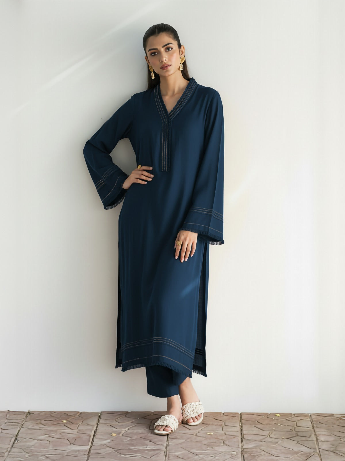 SAJAL - NAVY KURTA SET