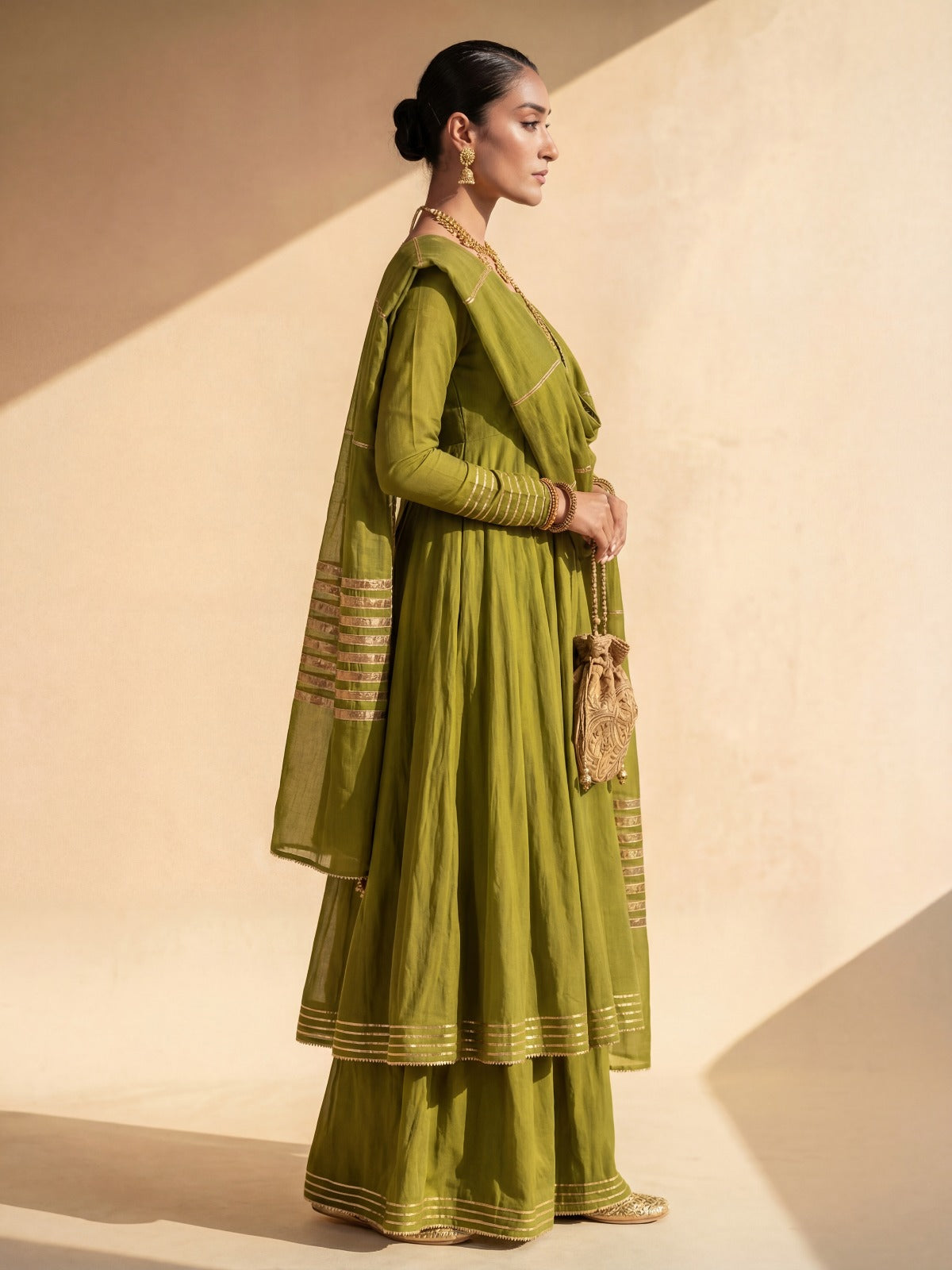 MAHIRA - DHANI PISHWAS SET