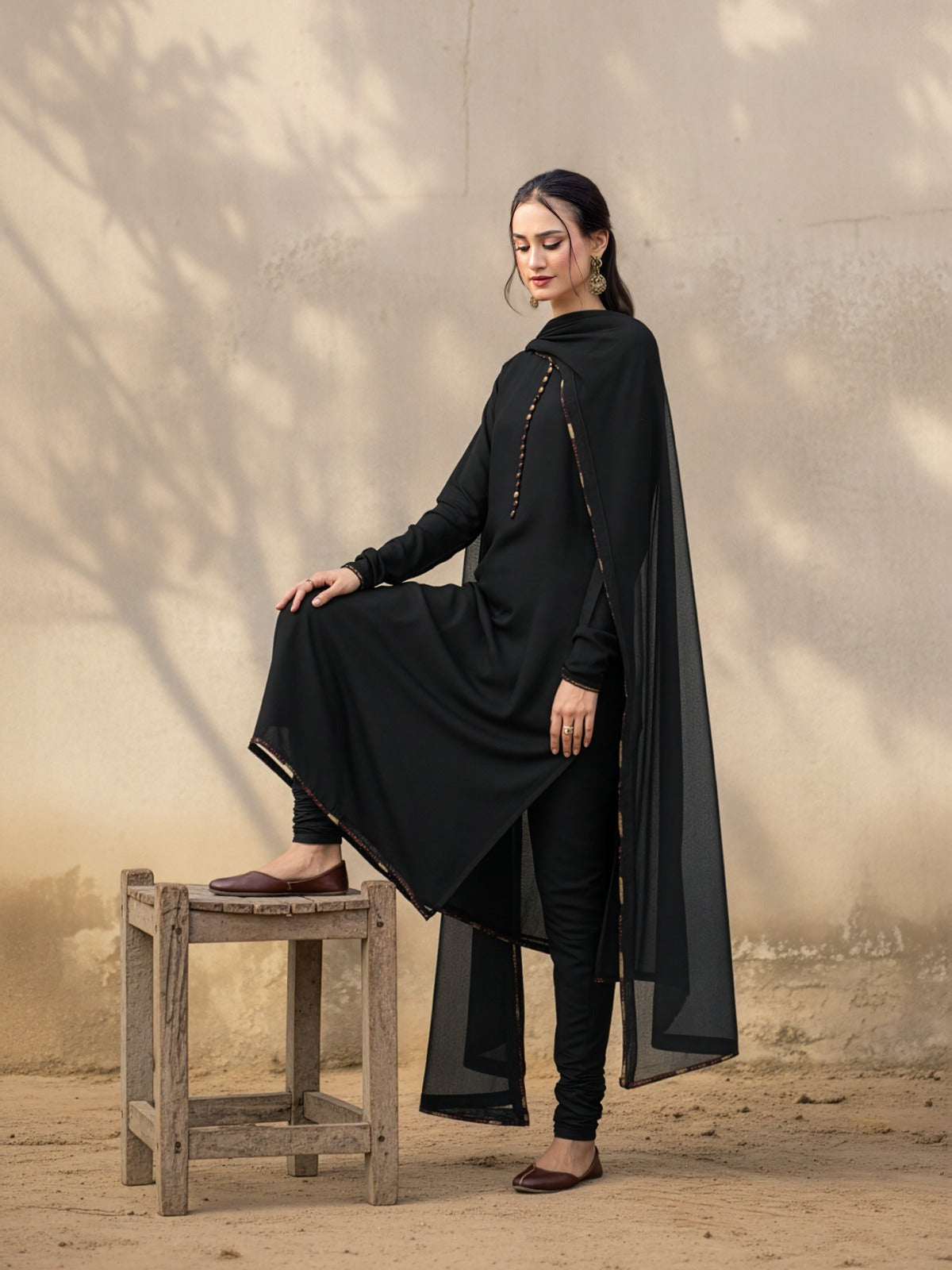 SANAM - BLACK KURTA SET