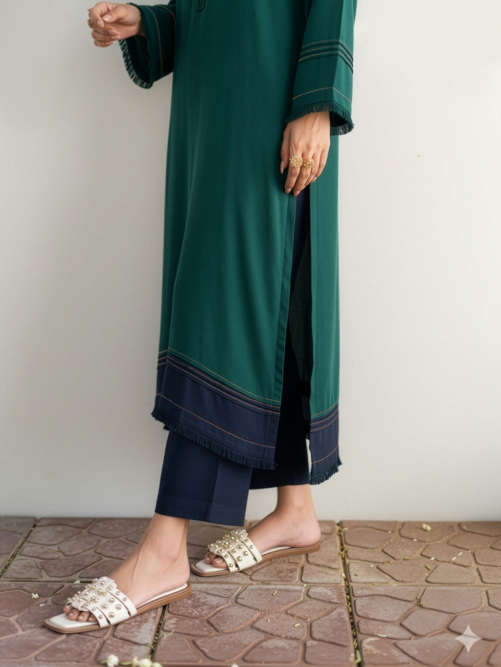 SAJAL - EMERALD KURTA SET