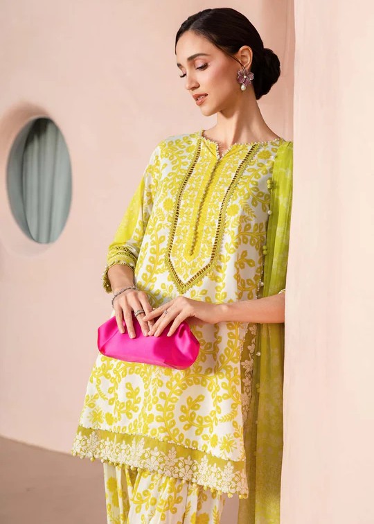03 PIECE PRINT LAWN SUIT DRESSING DESIGNER